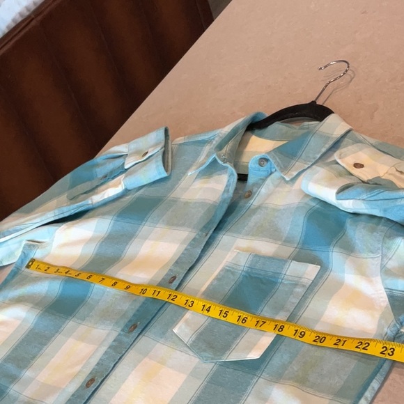 Universal Thread Flannel Top - Picture 7 of 13